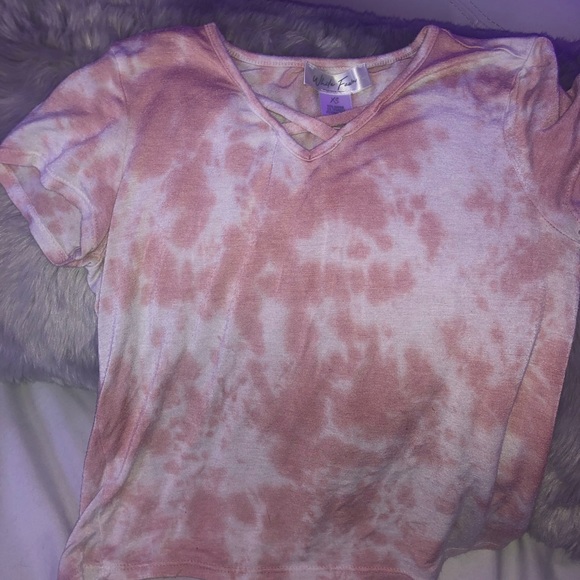 pink and white shirt - Picture 2 of 2